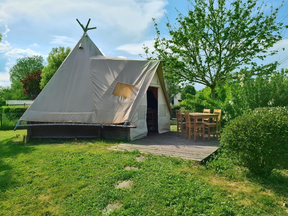 Resort & Camping - Val De Braye Bessé-sur-Braye 외부 사진
