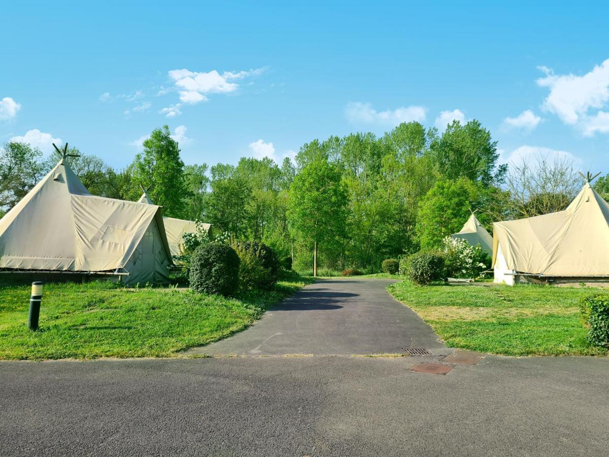 Resort & Camping - Val De Braye Bessé-sur-Braye 외부 사진
