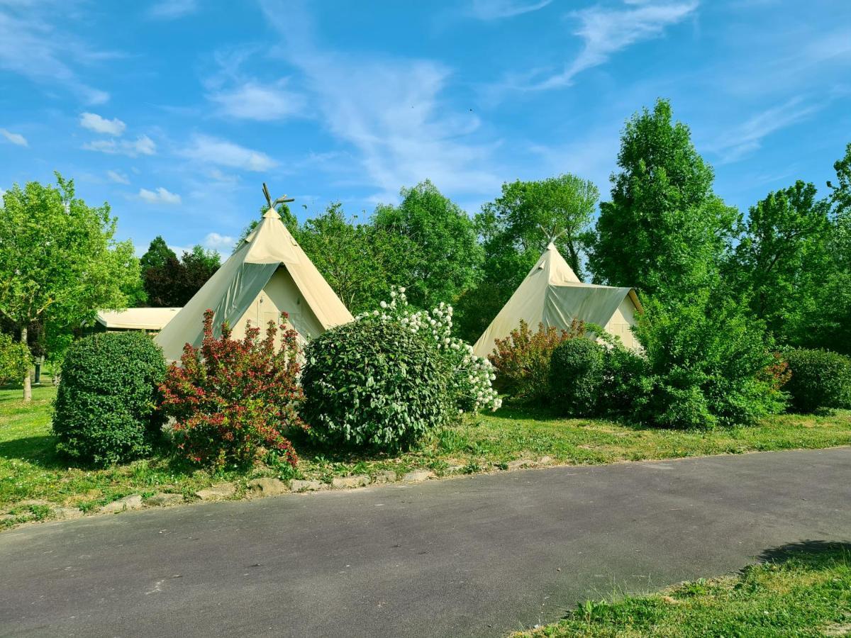 Resort & Camping - Val De Braye Bessé-sur-Braye 외부 사진