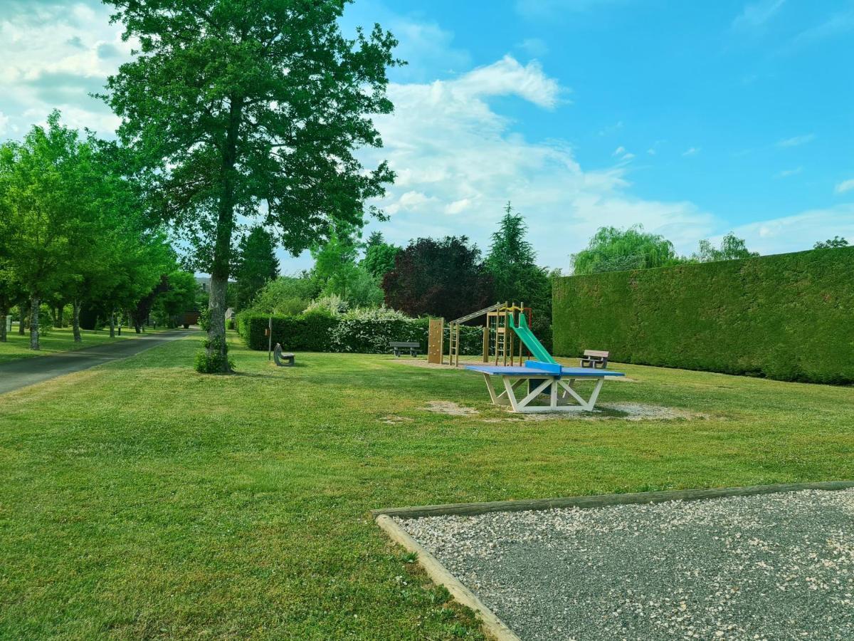 Resort & Camping - Val De Braye Bessé-sur-Braye 외부 사진